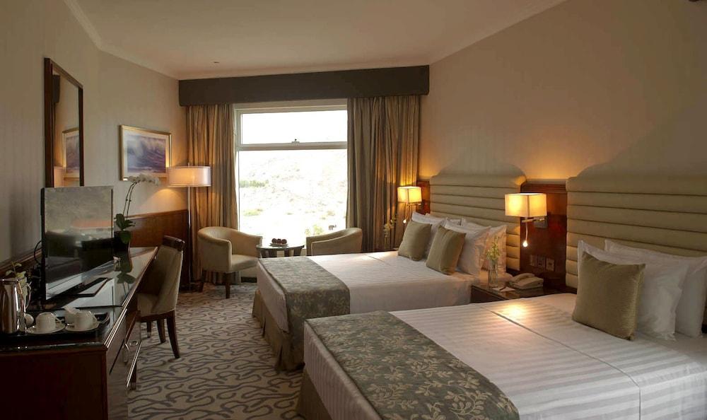 Oceanic Khorfakkan Resort & Spa Khor Fakkan Kültér fotó