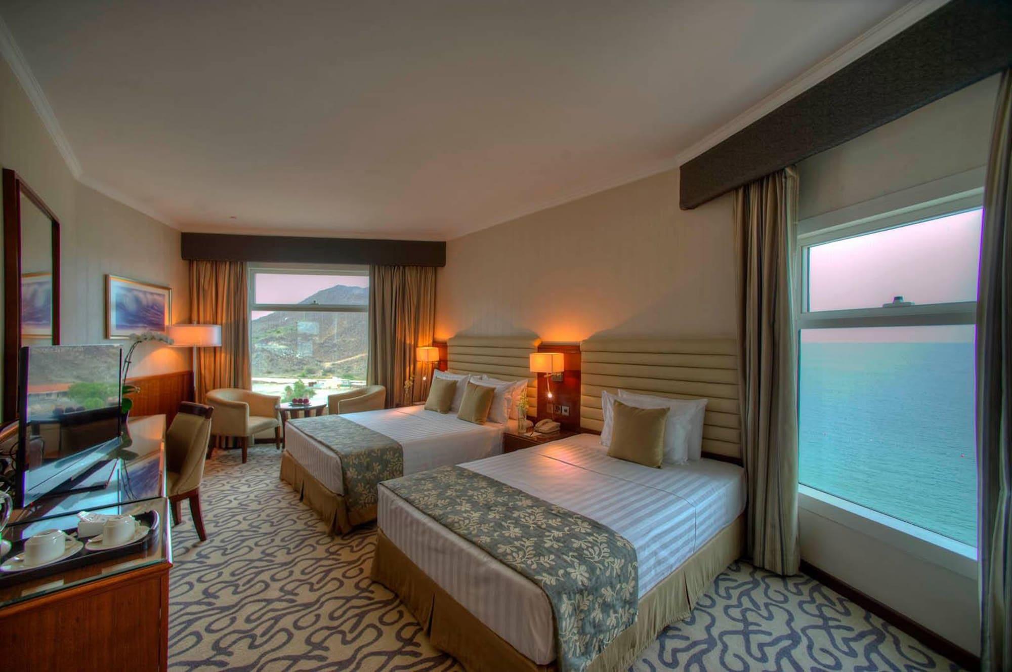 Oceanic Khorfakkan Resort & Spa Khor Fakkan Kültér fotó